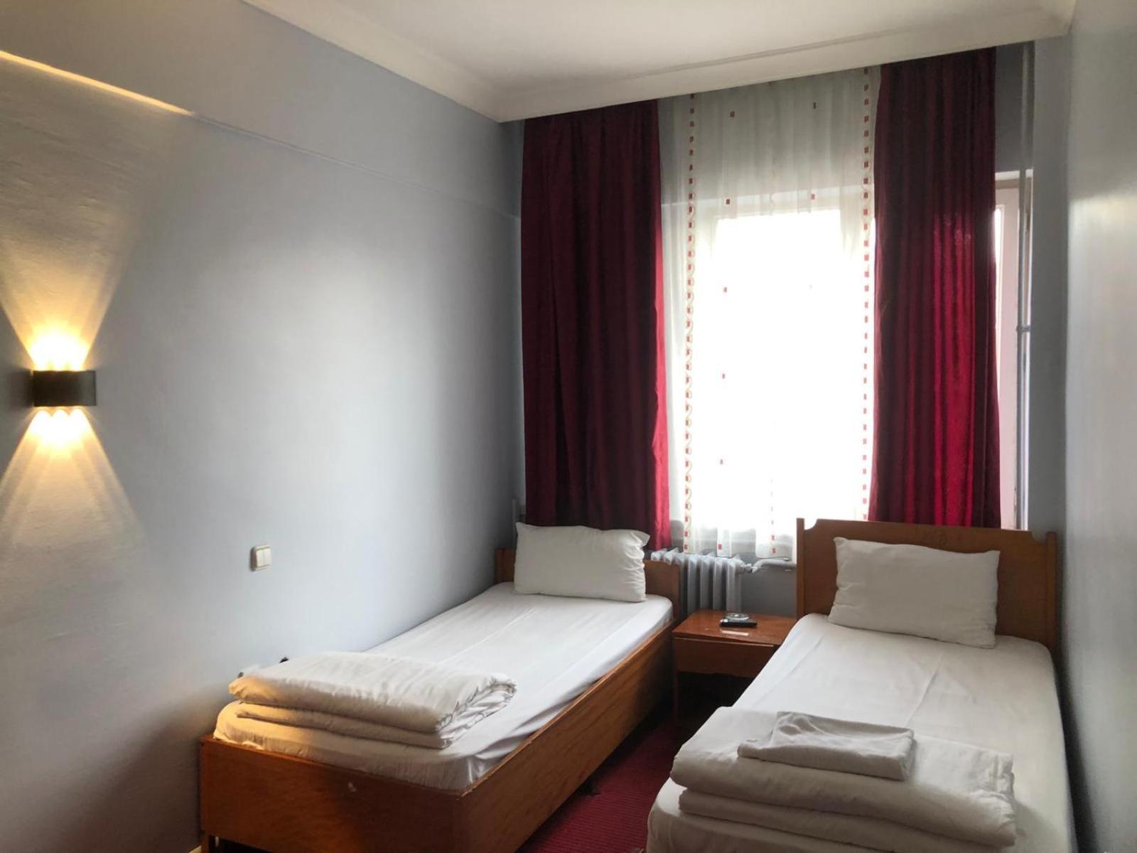 Oez Altinbasak Ankara